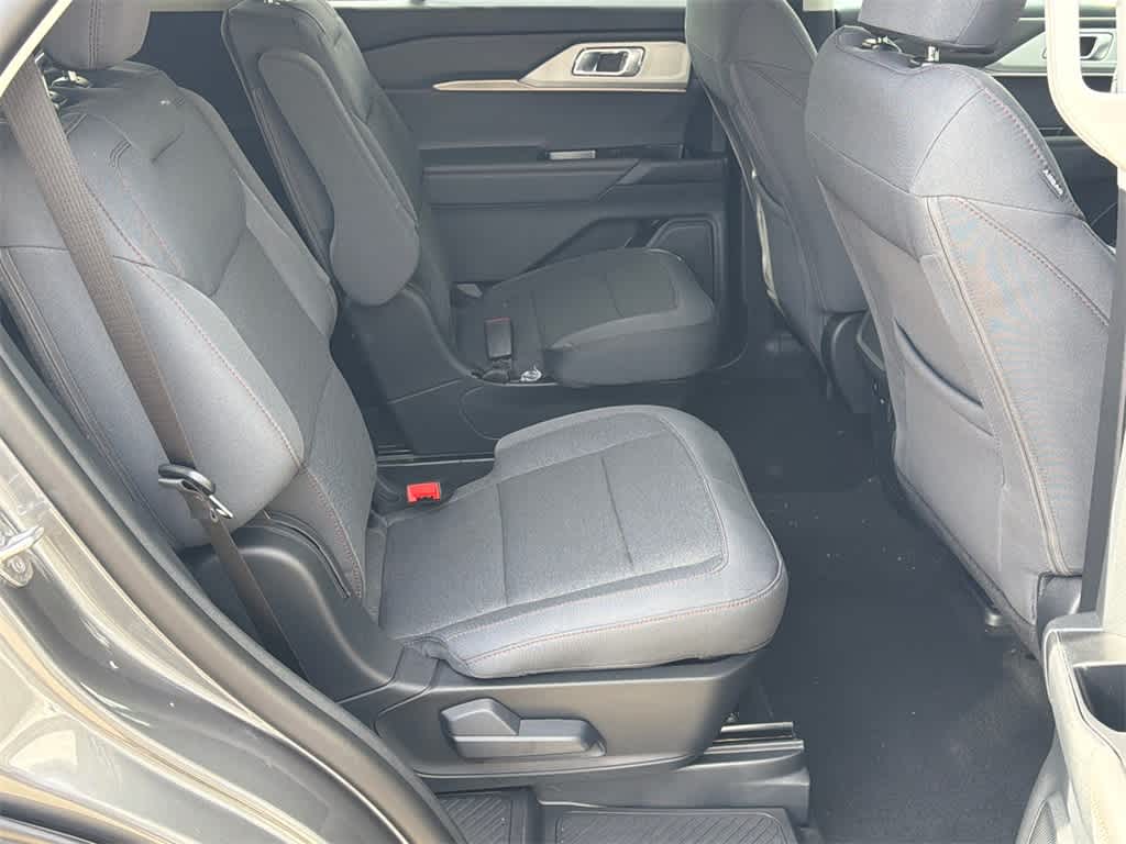 2026 Ford Explorer Active w/100A Pkg