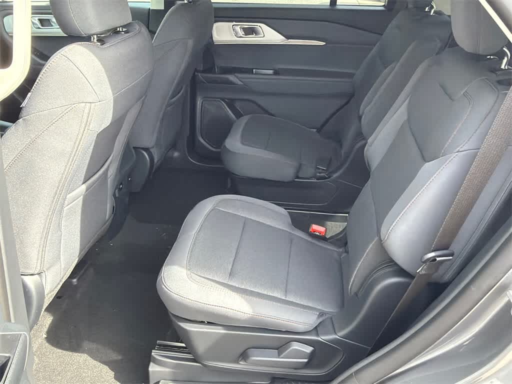 2026 Ford Explorer Active w/100A Pkg