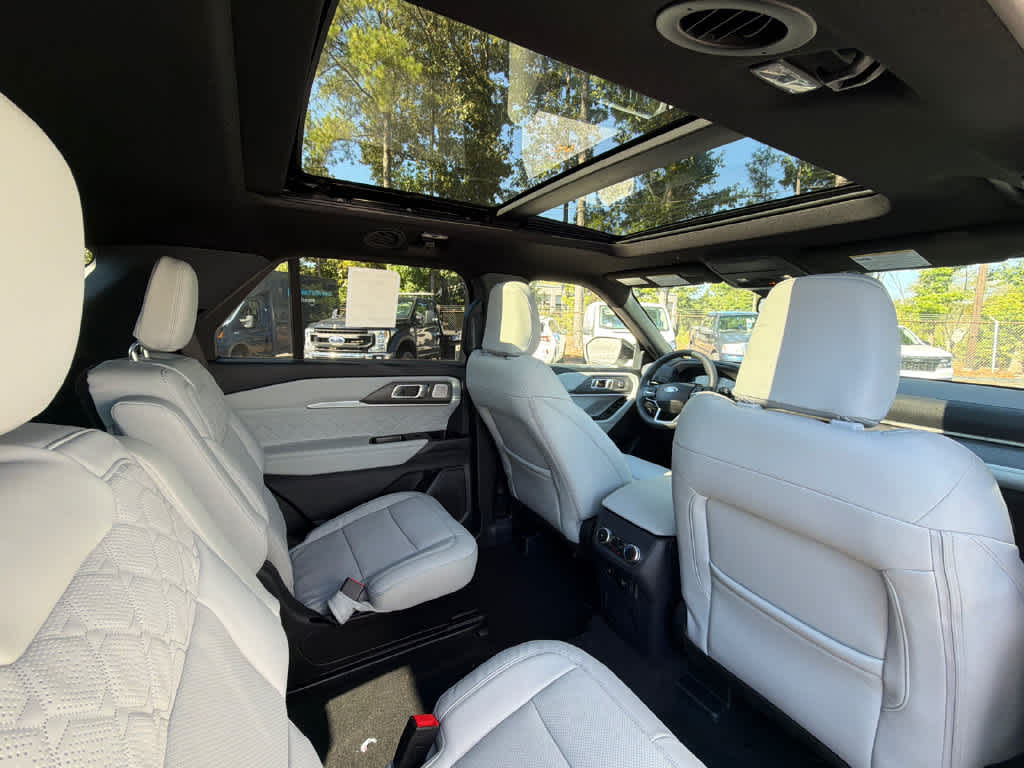 2027 Ford Explorer Platinum
