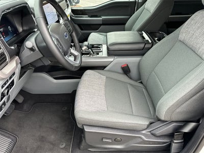 2023 Ford F-150 Lightning XLT