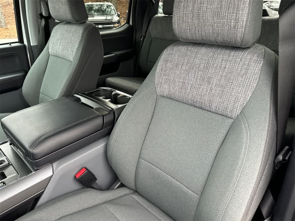 2023 Ford F-150 Lightning XLT