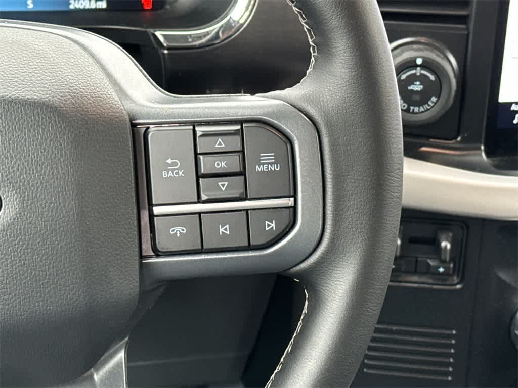 2023 Ford F-150 Lightning XLT