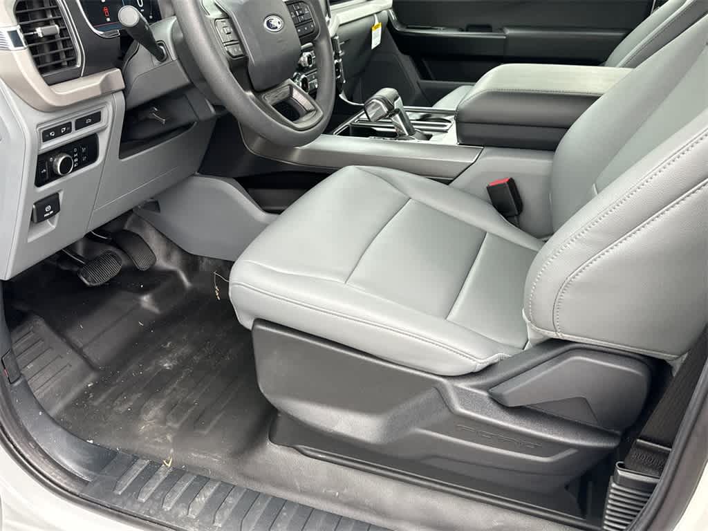 2023 Ford F-150 Lightning Pro