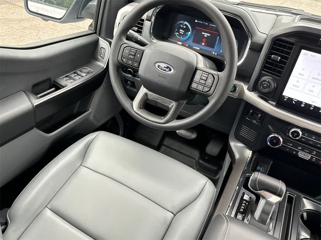 2023 Ford F-150 Lightning Pro