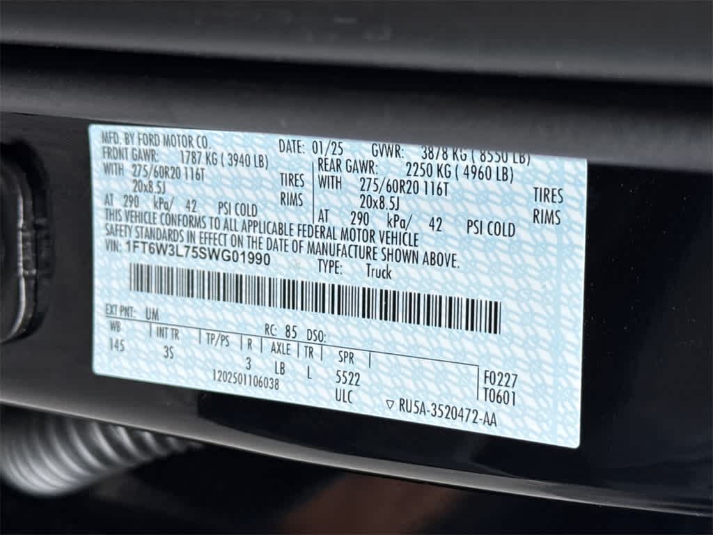 2025 Ford F-150 Lightning Flash