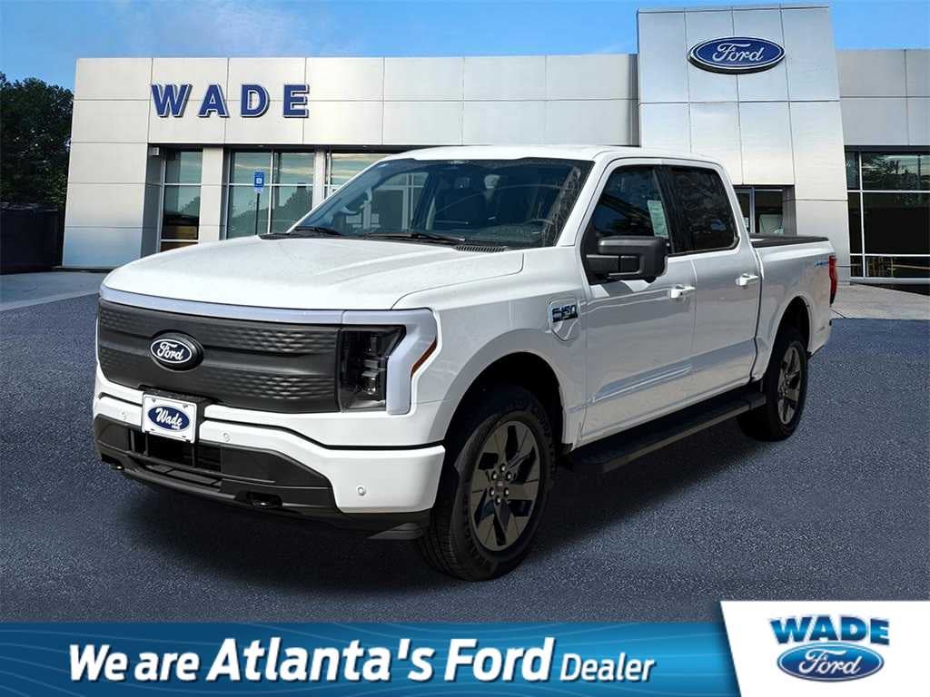 2025 Ford F-150 Lightning Flash