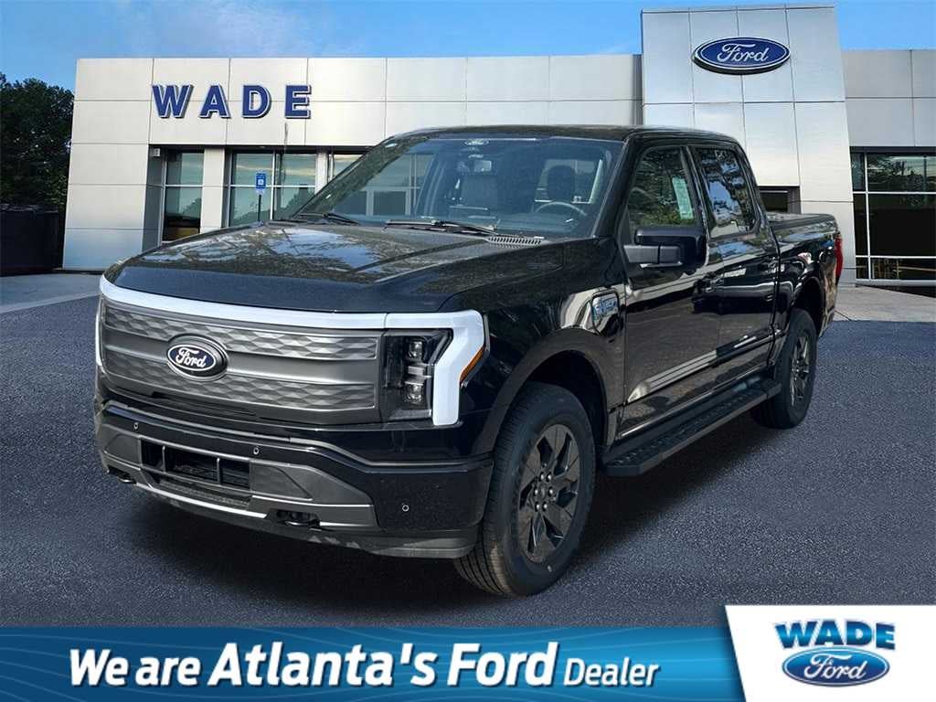 2025 Ford F-150 Lightning LARIAT