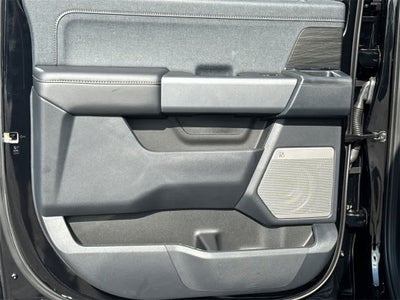 2025 Ford F-150 Lightning LARIAT