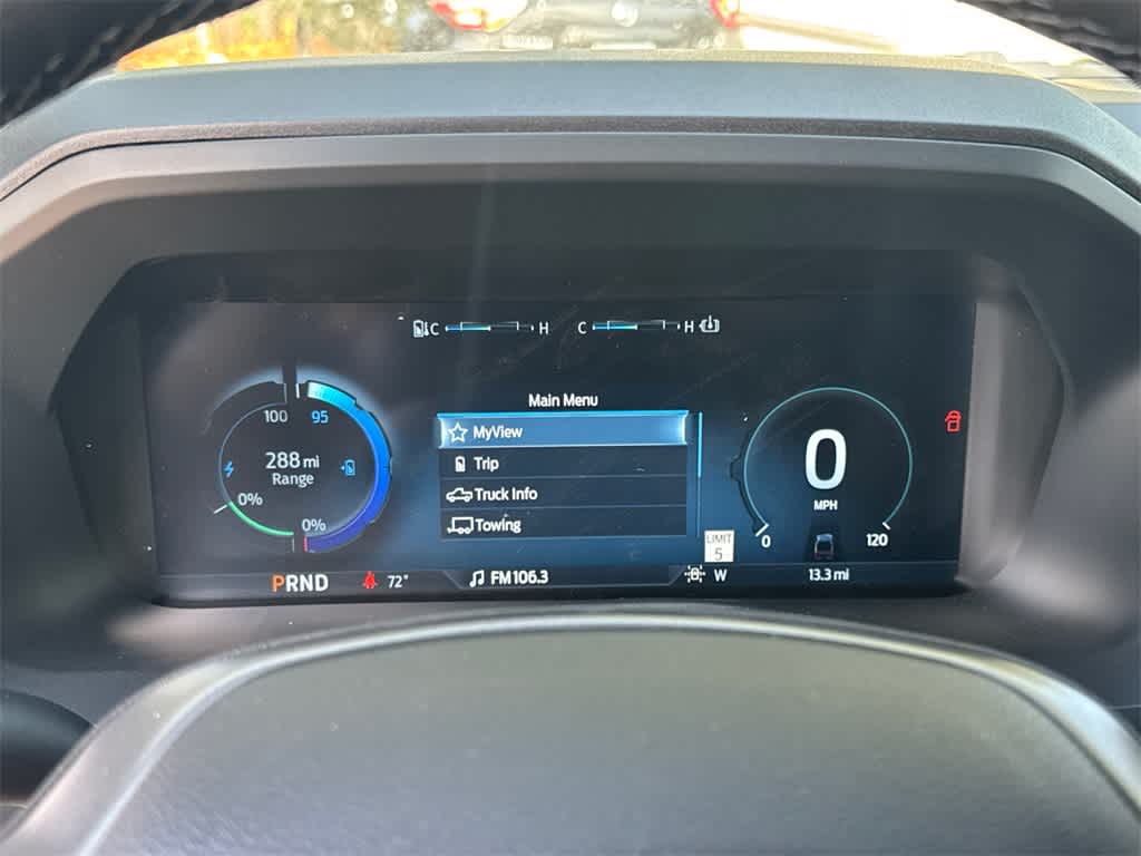 2025 Ford F-150 Lightning LARIAT