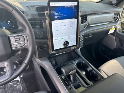 2025 Ford F-150 Lightning LARIAT