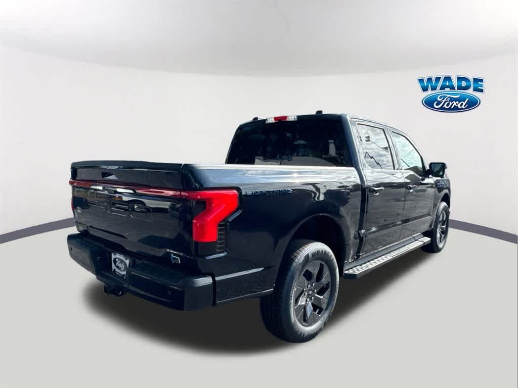2025 Ford F-150 Lightning LARIAT