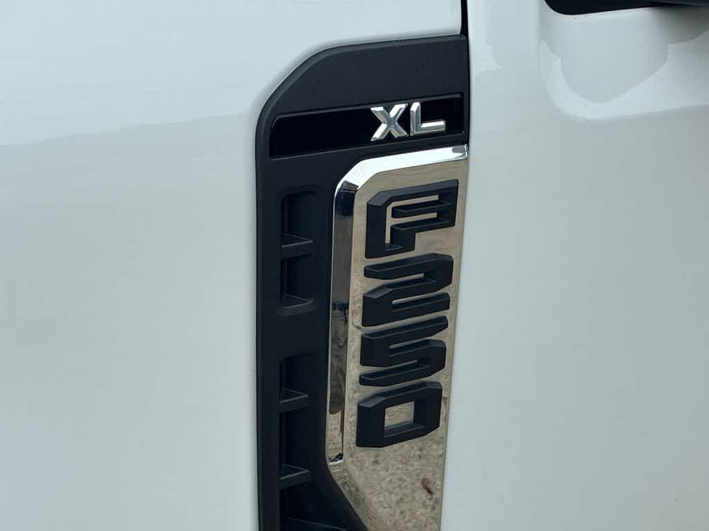 2024 Ford Super Duty F-250 SRW XL