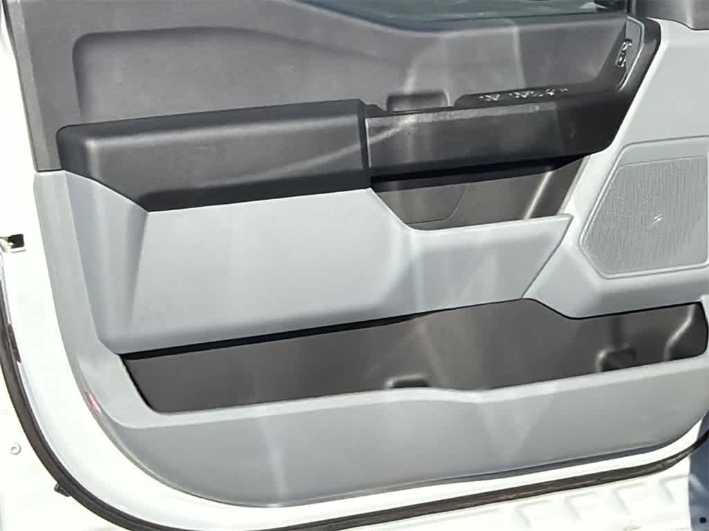 2025 Ford Super Duty F-250 SRW XL