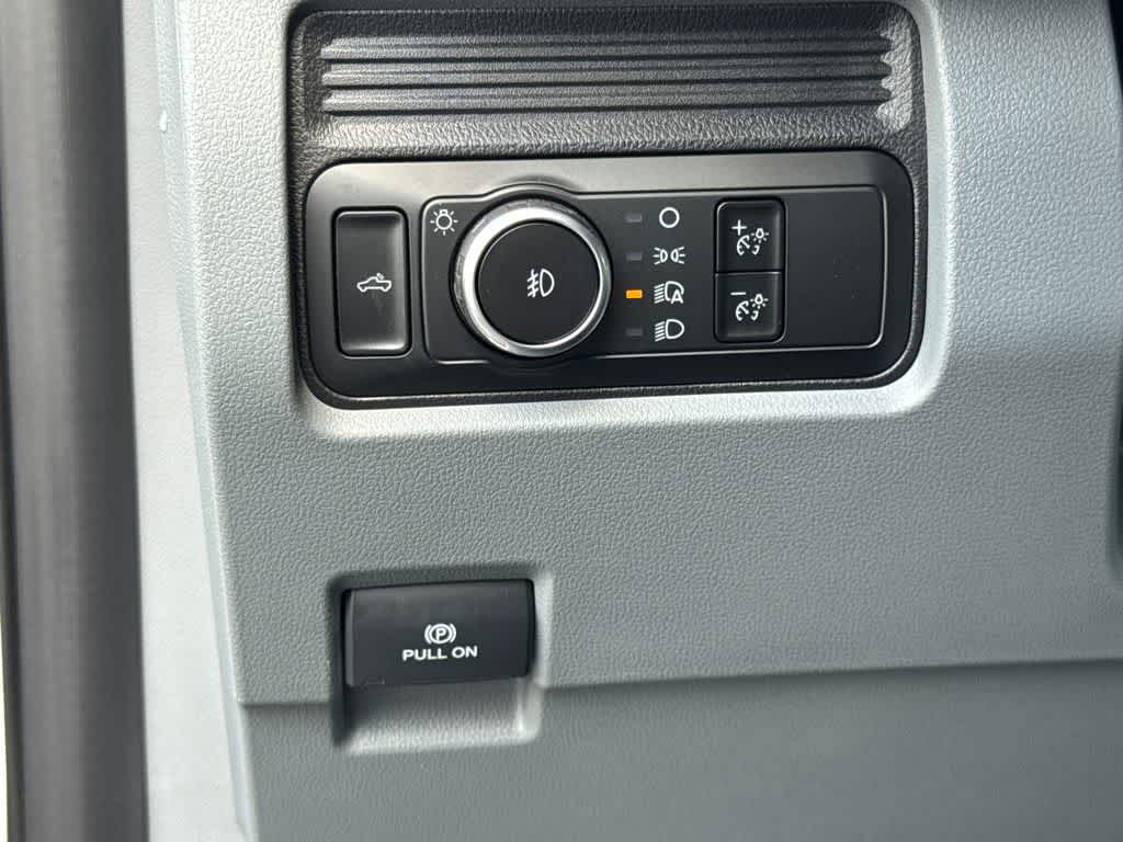 2025 Ford Super Duty F-250 SRW XL