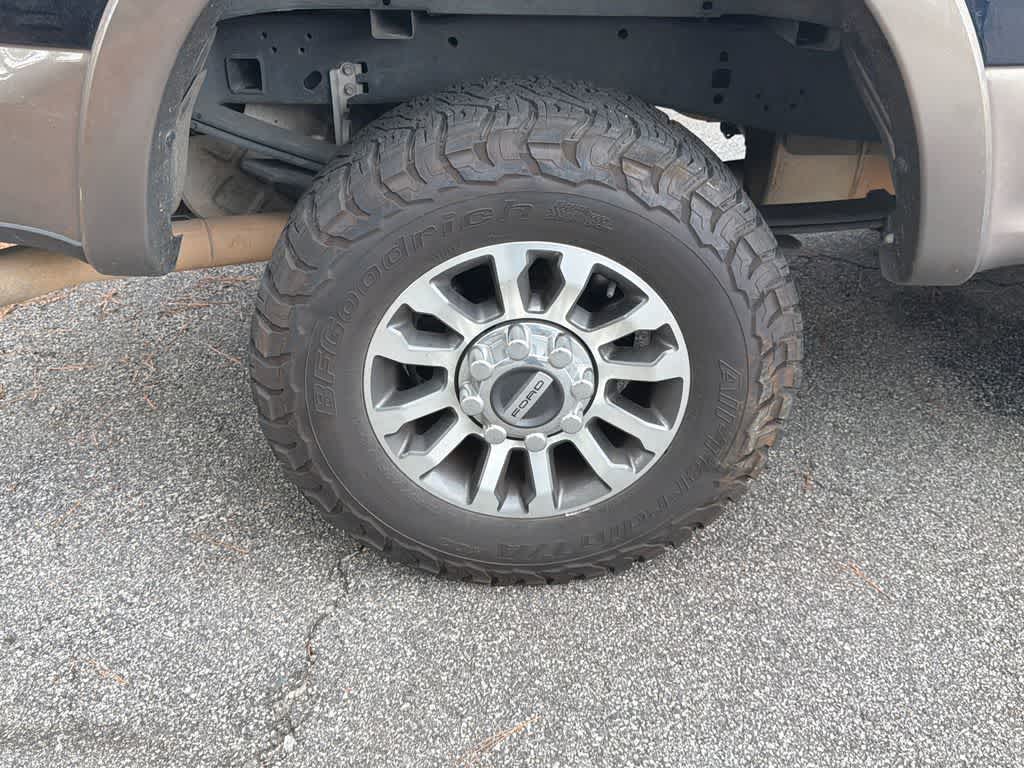 2022 Ford Super Duty F-250 SRW LARIAT