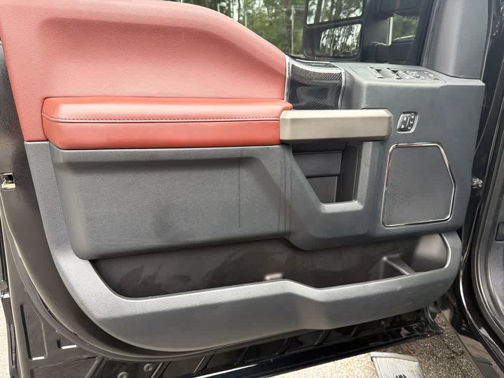 2022 Ford Super Duty F-250 SRW Platinum