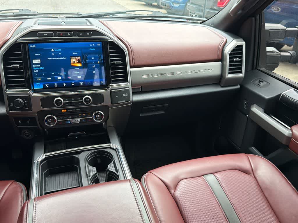 2022 Ford Super Duty F-250 SRW Platinum