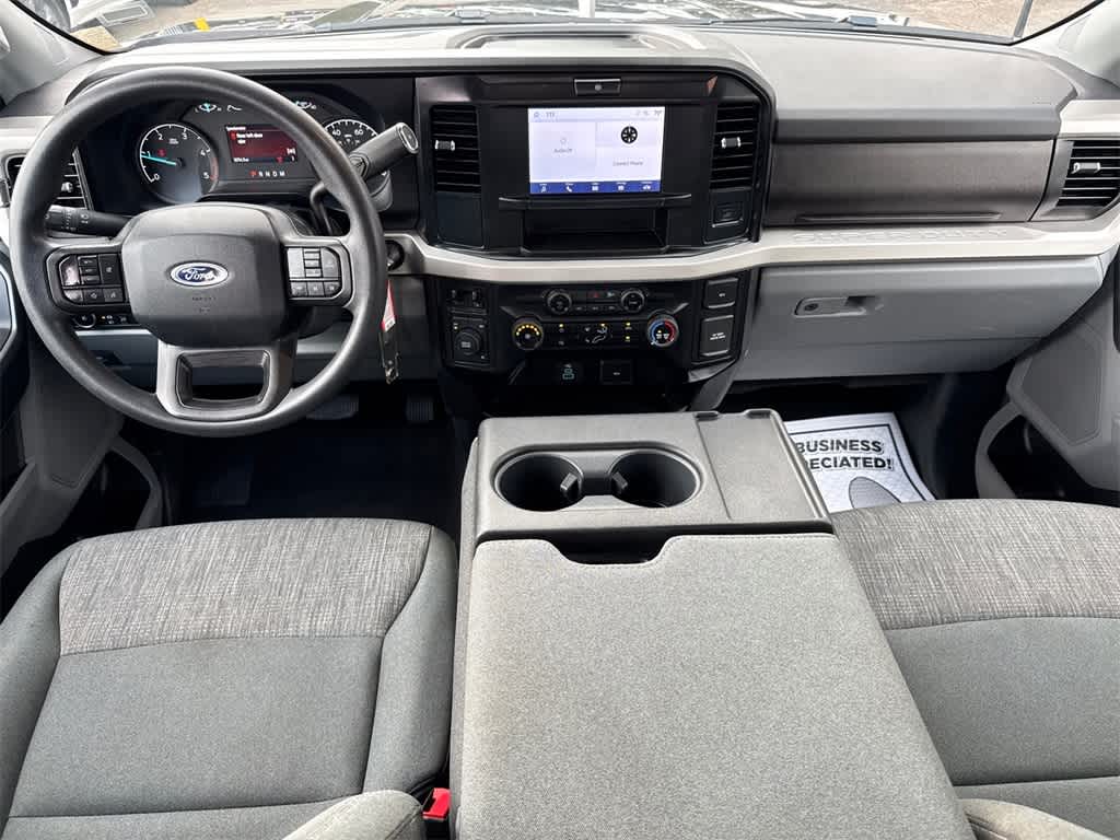 2025 Ford Super Duty F-250 Pickup XLT