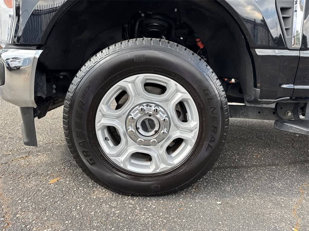 2025 Ford Super Duty F-250 Pickup XLT