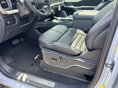 2025 Ford Super Duty F-250 SRW Platinum