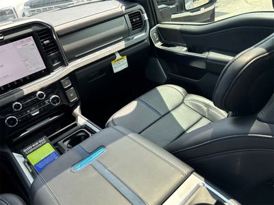 2025 Ford Super Duty F-250 SRW Platinum