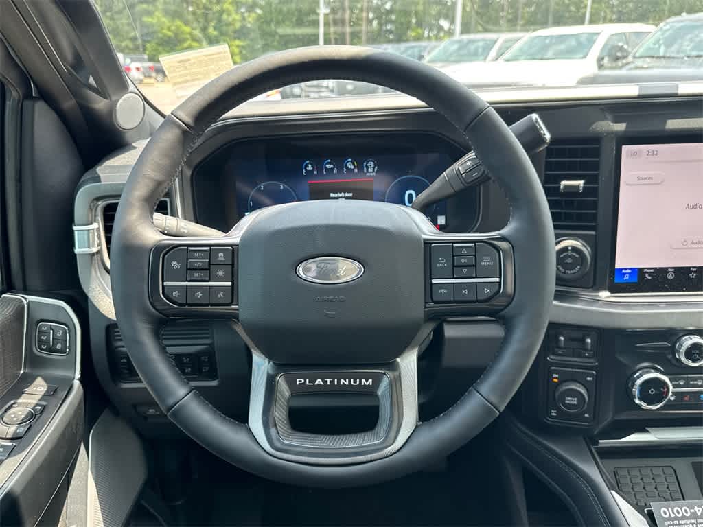 2025 Ford Super Duty F-250 SRW Platinum