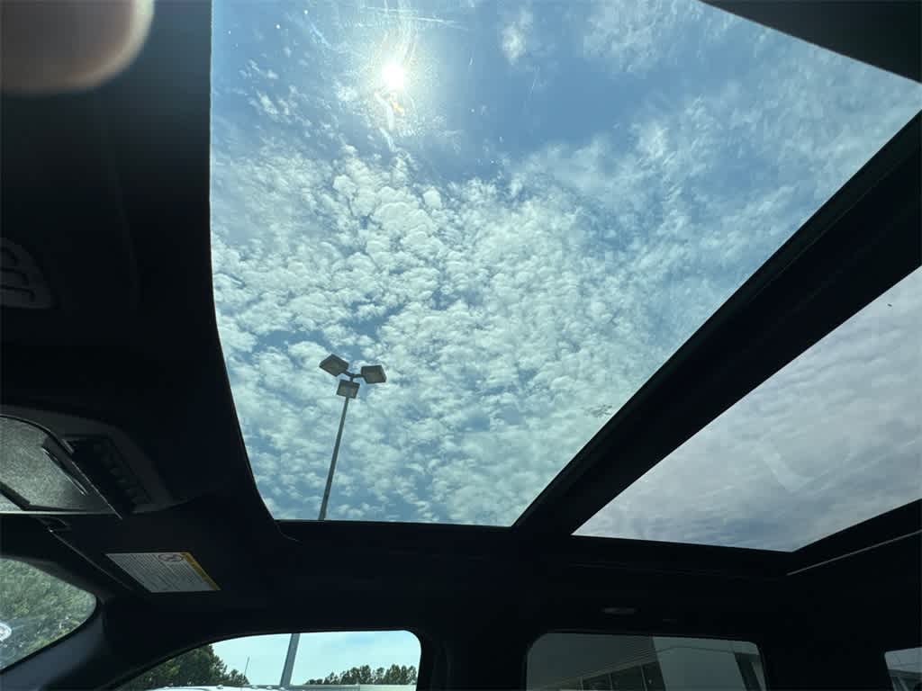 2025 Ford Super Duty F-250 SRW Platinum