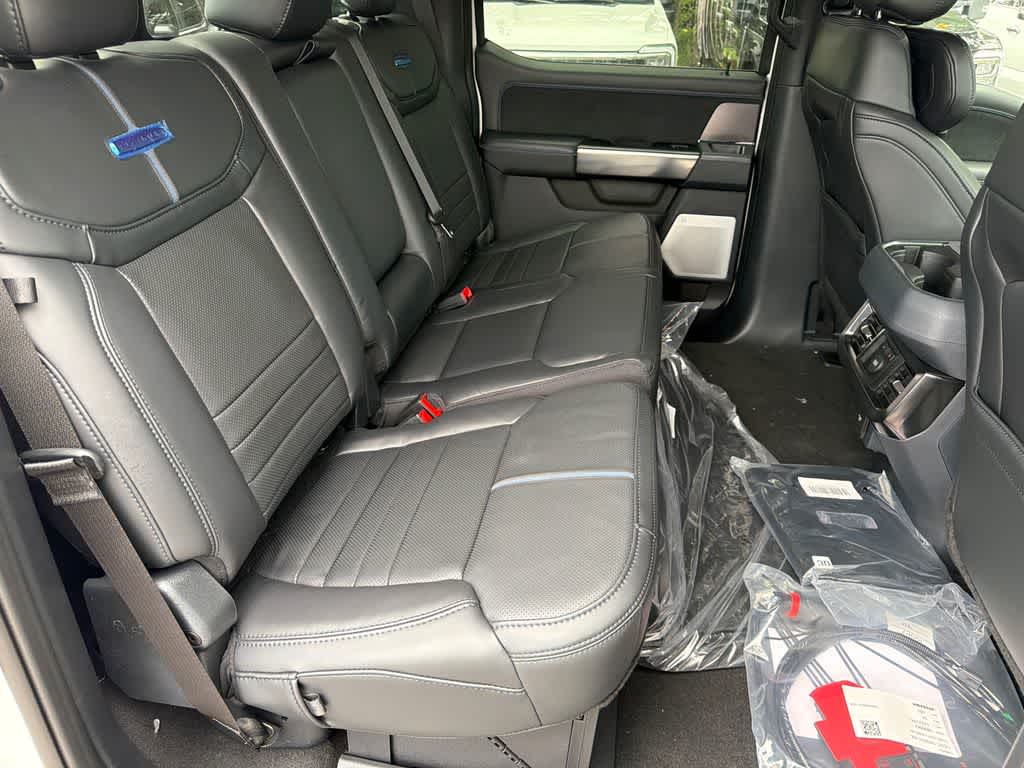 2026 Ford Super Duty F-250 SRW Platinum