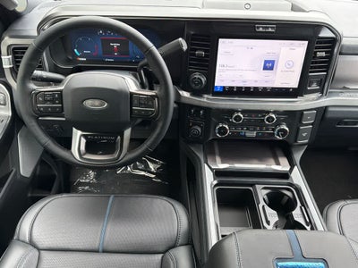 2026 Ford Super Duty F-250 SRW Platinum