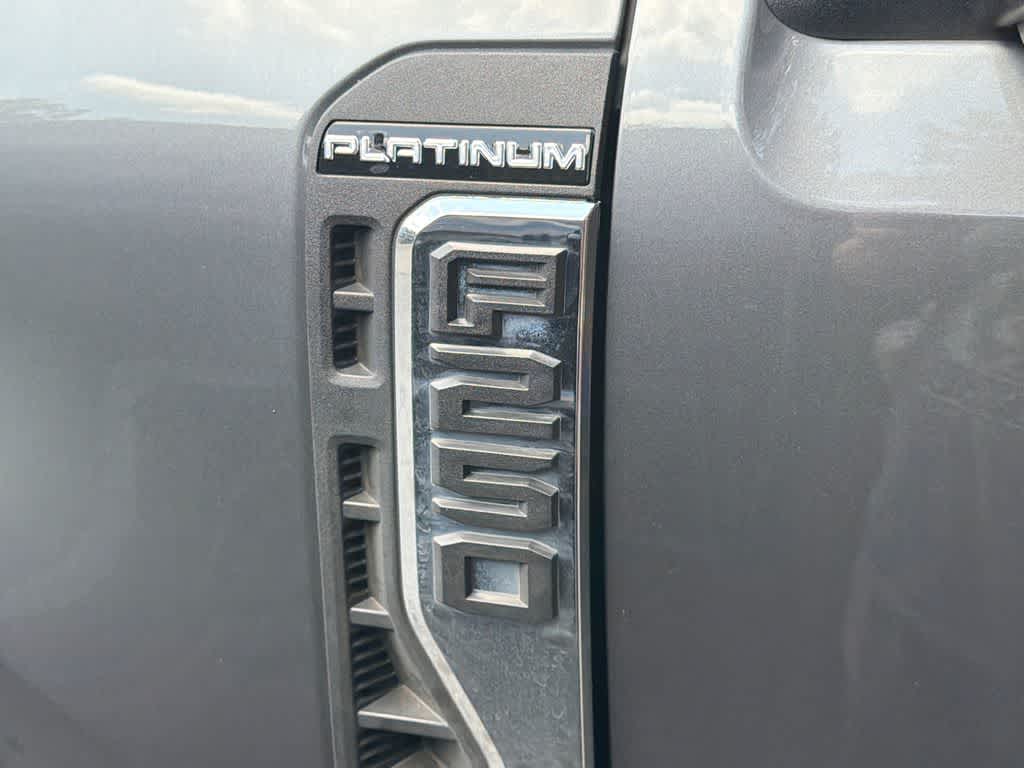 2024 Ford Super Duty F-250 Pickup Platinum