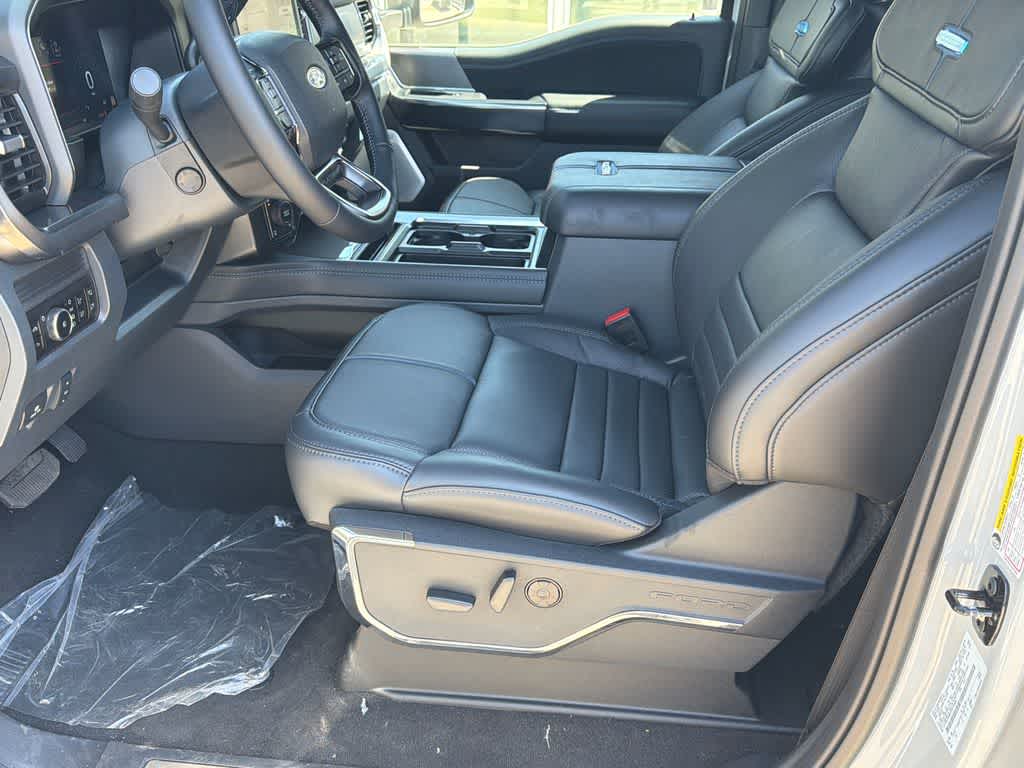 2026 Ford Super Duty F-250 SRW F-250® Platinum®