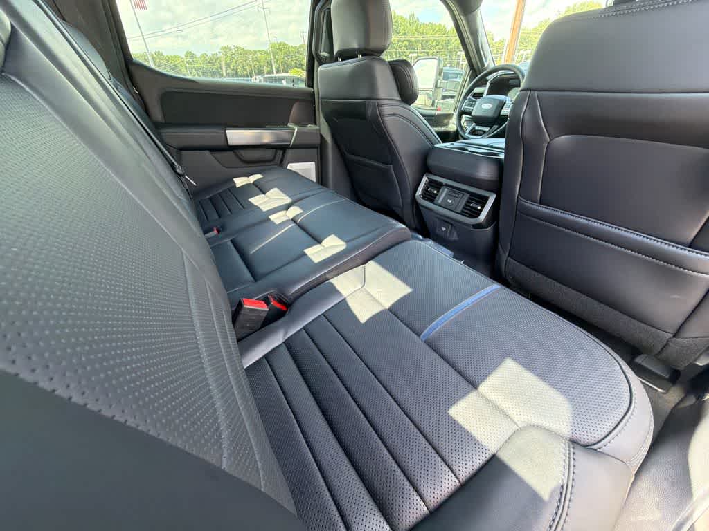 2026 Ford Super Duty F-250 SRW Platinum
