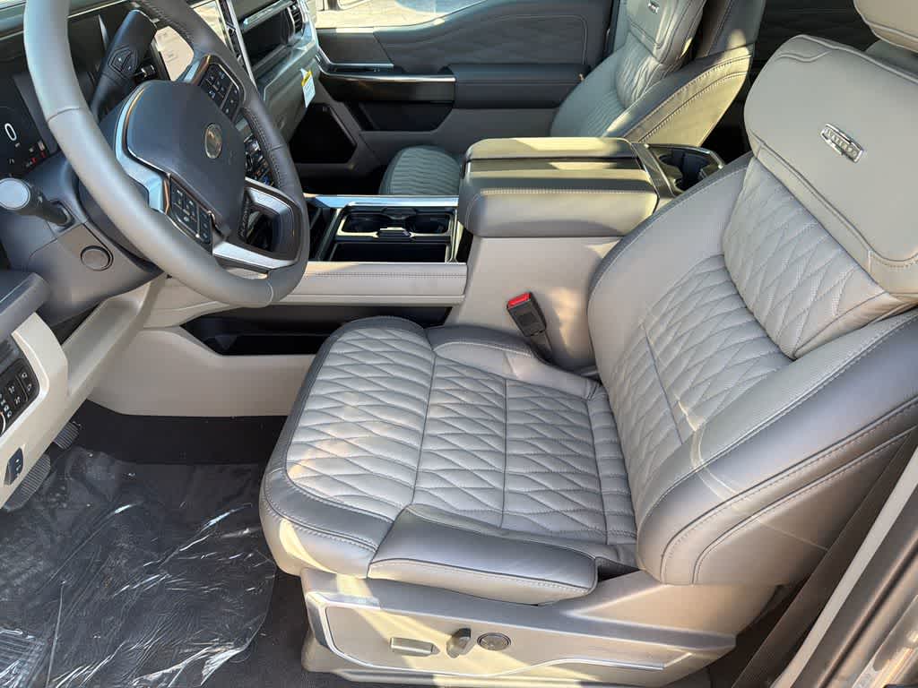 2026 Ford Super Duty F-250 SRW Platinum