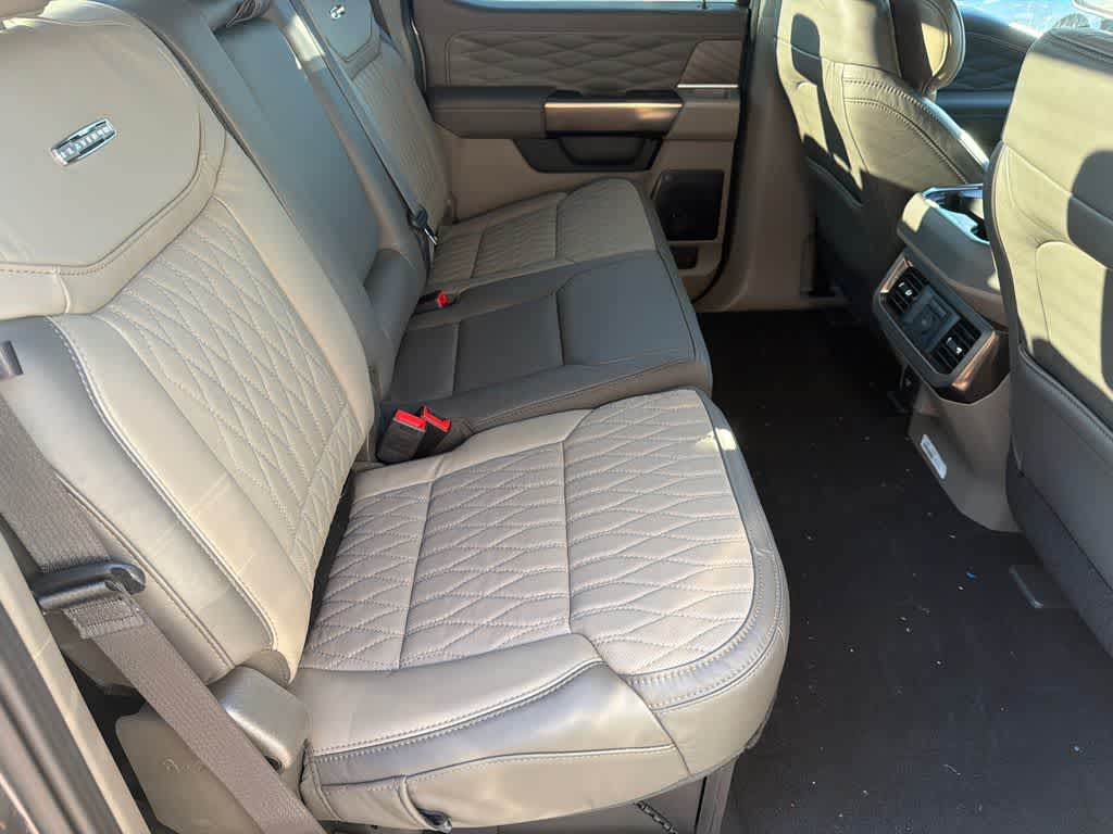 2026 Ford Super Duty F-250 SRW Platinum