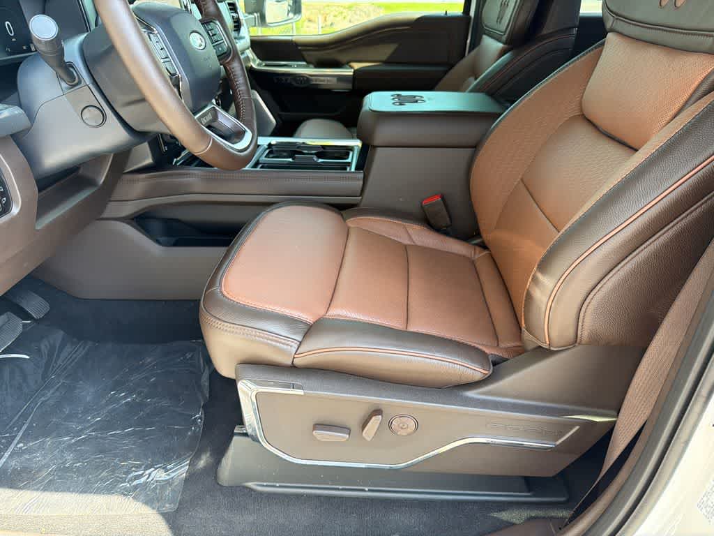 2026 Ford Super Duty F-250 SRW F-250® King Ranch®