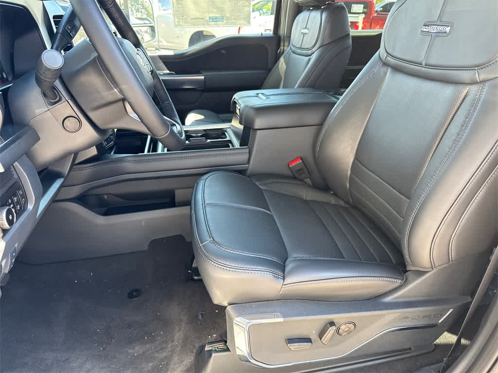 2026 Ford Super Duty F-250 SRW Platinum