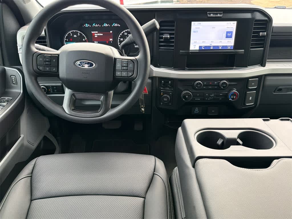 2025 Ford Super Duty F-250 SRW XL
