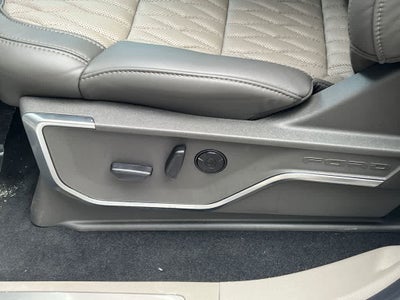 2026 Ford Super Duty F-350 SRW Platinum
