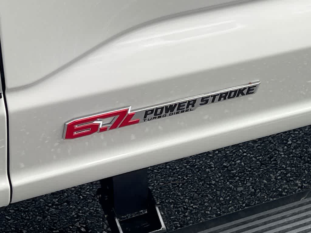 2026 Ford Super Duty F-350 SRW Platinum
