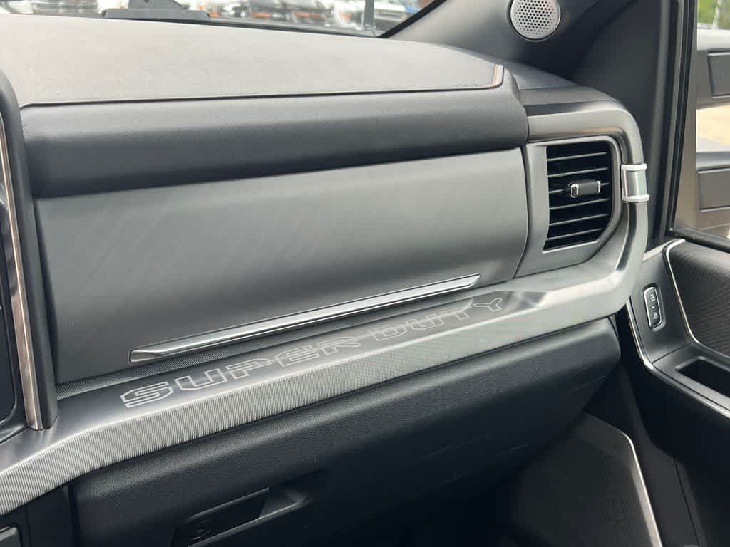 2024 Ford Super Duty F-350 SRW Platinum