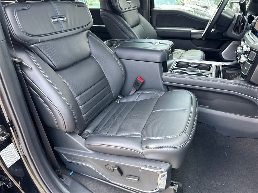 2026 Ford Super Duty F-350 SRW Platinum