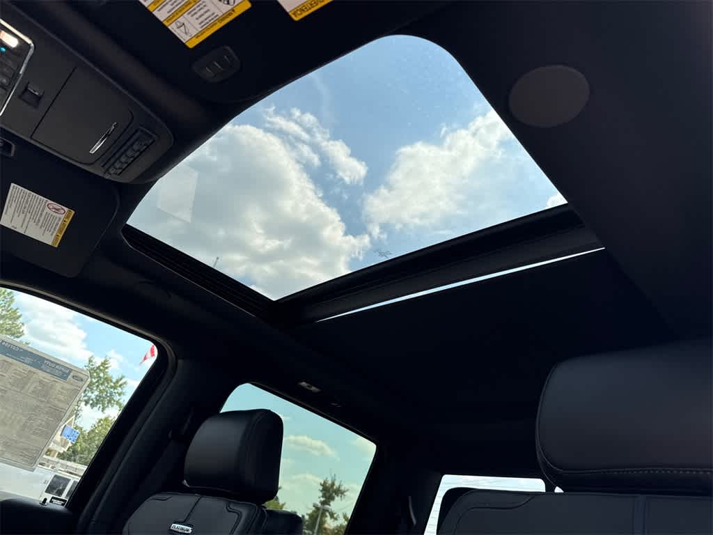 2026 Ford Super Duty F-350 SRW Platinum