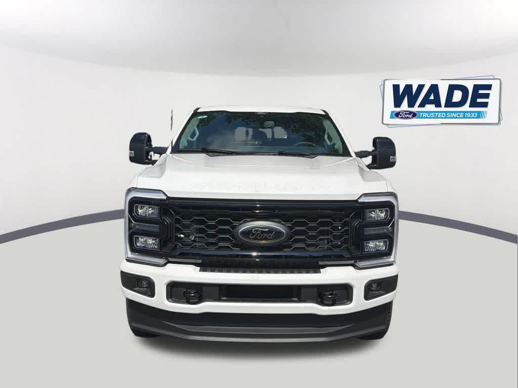 2026 Ford Super Duty F-350 SRW LARIAT