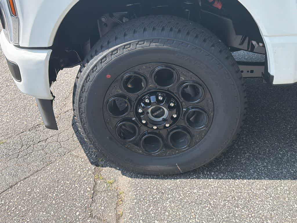 2026 Ford Super Duty F-350 SRW LARIAT