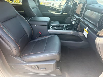 2026 Ford Super Duty F-350 SRW LARIAT
