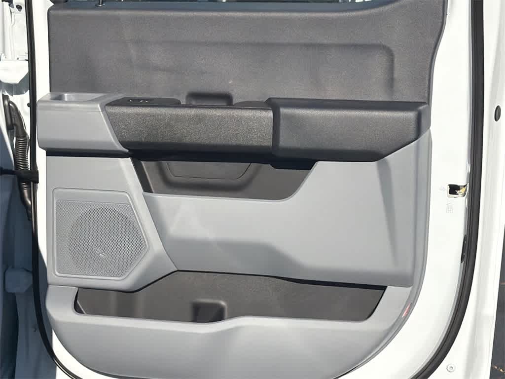 2025 Ford Super Duty F-350 SRW XL