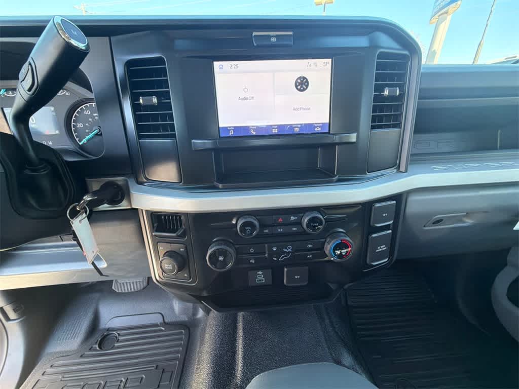 2025 Ford Super Duty F-350 SRW XL