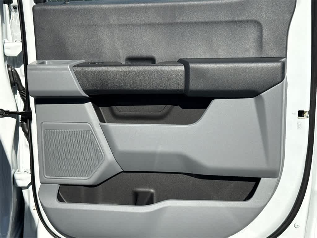 2025 Ford Super Duty F-350 SRW XL