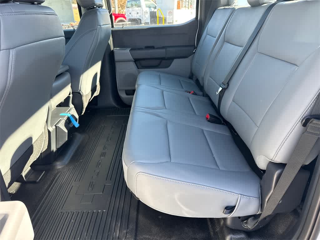 2025 Ford Super Duty F-350 SRW XL