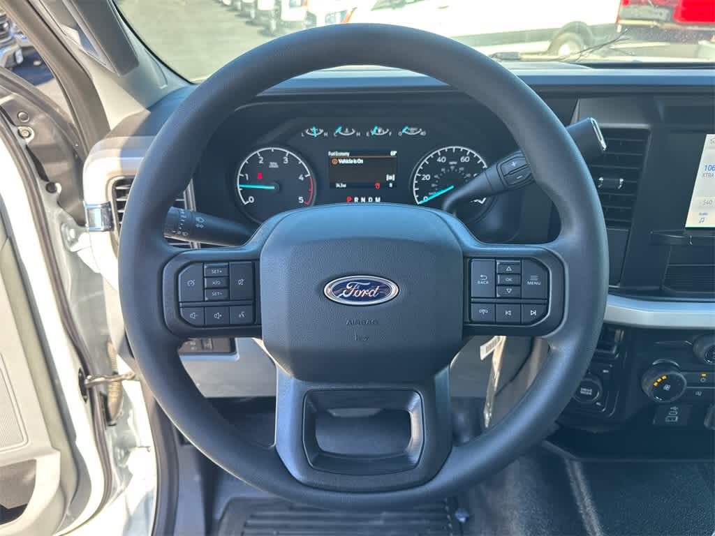 2025 Ford Super Duty F-350 SRW XL